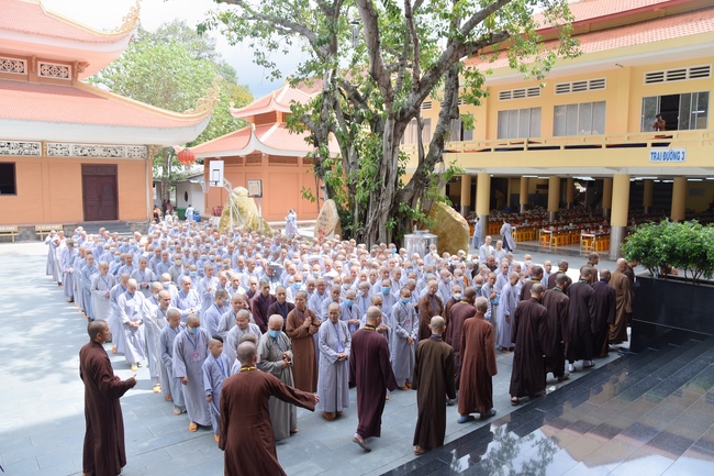 Dharma talk Good roots - blessing - conditions of Pure Land practitioners - The 97 th Seven-day Retreat - Part 2