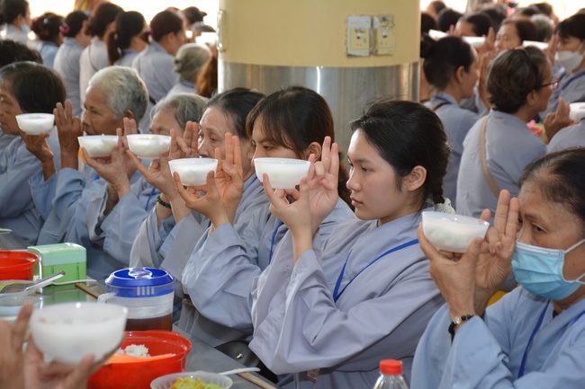 Dharma talk Good roots - blessing - conditions of Pure Land practitioners - The 97 th Seven-day Retreat - Part 2