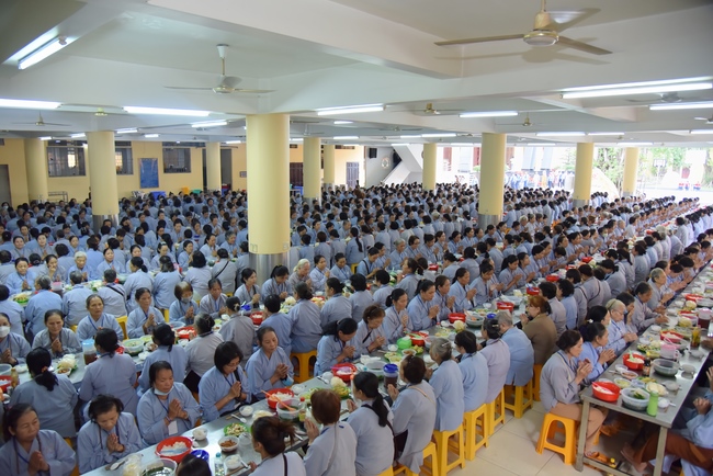 Dharma talk Good roots - blessing - conditions of Pure Land practitioners - The 97 th Seven-day Retreat - Part 2