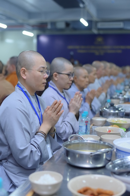 Dharma talk Good roots - blessing - conditions of Pure Land practitioners - The 97 th Seven-day Retreat - Part 2