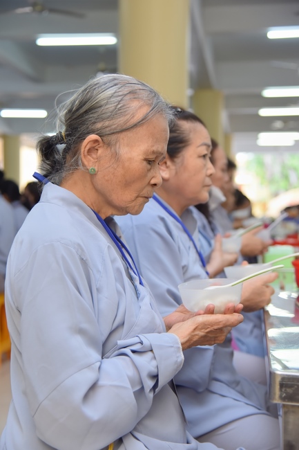 Dharma talk Good roots - blessing - conditions of Pure Land practitioners - The 97 th Seven-day Retreat - Part 2