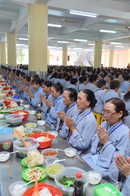 Dharma talk Good roots - blessing - conditions of Pure Land practitioners - The 97 th Seven-day Retreat - Part 2