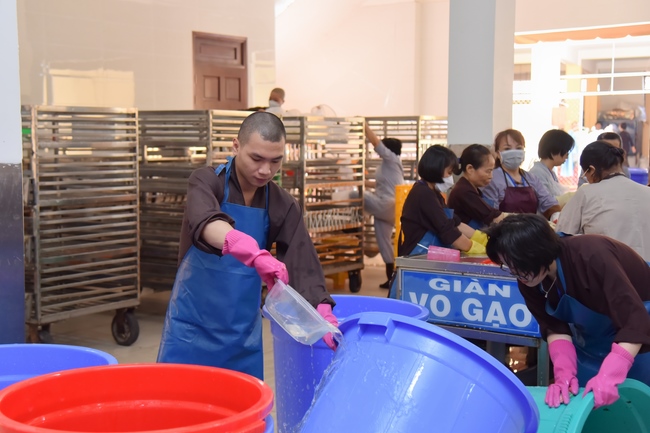 Pháp thoại “Lý Thuyết Thực Nghiệm Pháp Môn Niệm Phật” – KTPT 97