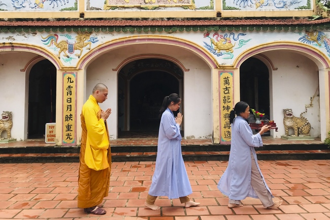One - Day Retreat at Dong Cao pagoda