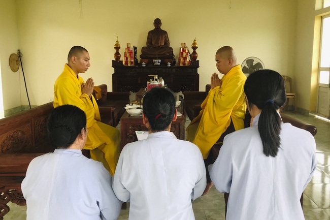 One - Day Retreat at Dong Cao pagoda