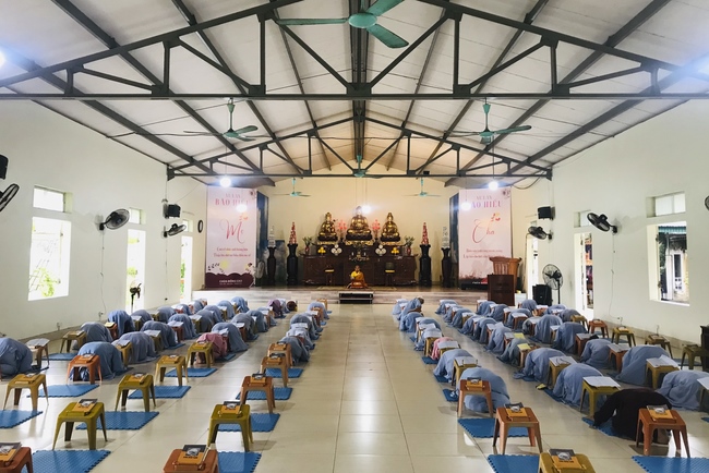 One - Day Retreat at Dong Cao pagoda
