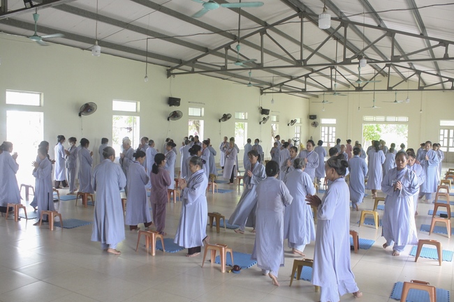 One - Day Retreat at Dong Cao pagoda