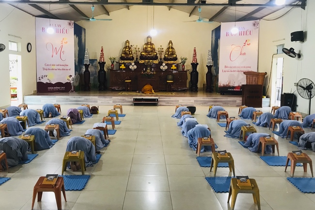 One - Day Retreat at Dong Cao pagoda