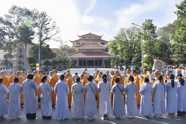 Pháp thoại “Lý Thuyết Thực Nghiệm Hiển Bày Qua Năm Số” – KTPT 97