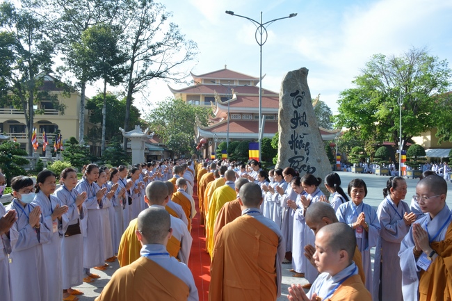 Pháp thoại “Lý Thuyết Thực Nghiệm Hiển Bày Qua Năm Số” – KTPT 97