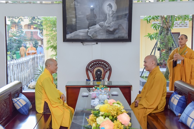 Dharma talk “Reciting Buddha, Reciting Amitabha Buddha” in the 97th Seven-day Retreat