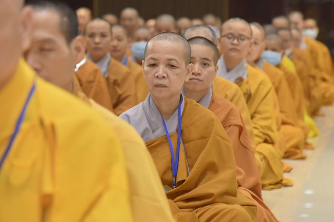 Dharma talk “Reciting Buddha, Reciting Amitabha Buddha” in the 97th Seven-day Retreat