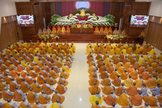 Dharma talk “Reciting Buddha, Reciting Amitabha Buddha” in the 97th Seven-day Retreat