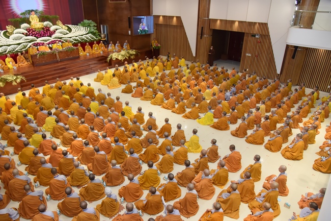 Dharma talk “Reciting Buddha, Reciting Amitabha Buddha” in the 97th Seven-day Retreat