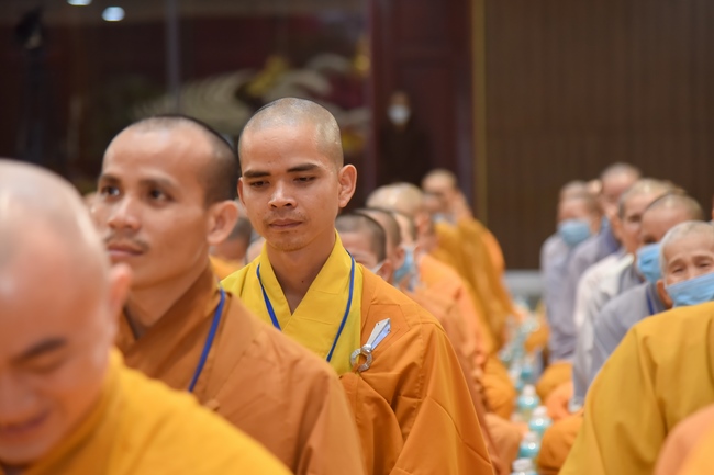 Dharma talk “Reciting Buddha, Reciting Amitabha Buddha” in the 97th Seven-day Retreat