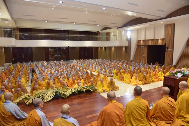 Dharma talk “Reciting Buddha, Reciting Amitabha Buddha” in the 97th Seven-day Retreat