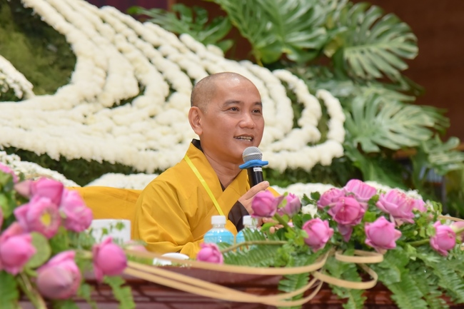 Dharma talk “Reciting Buddha, Reciting Amitabha Buddha” in the 97th Seven-day Retreat