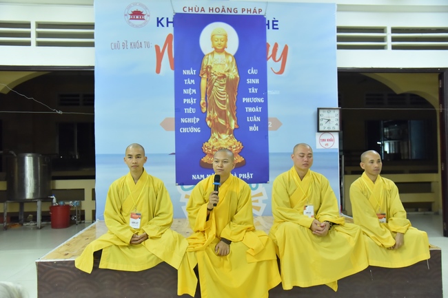 Dharma talk “Reciting Buddha, Reciting Amitabha Buddha” in the 97th Seven-day Retreat