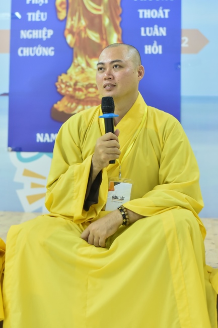 Dharma talk “Reciting Buddha, Reciting Amitabha Buddha” in the 97th Seven-day Retreat