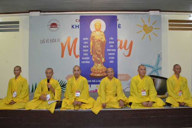 Dharma talk “Reciting Buddha, Reciting Amitabha Buddha” in the 97th Seven-day Retreat