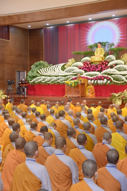 Dharma talk “Reciting Buddha, Reciting Amitabha Buddha” in the 97th Seven-day Retreat