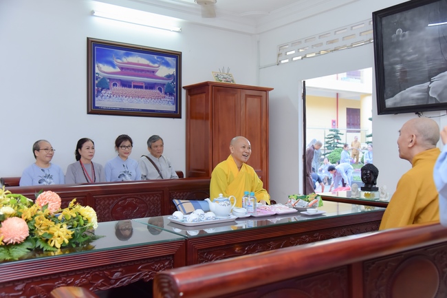 Dharma talk “Reciting Buddha, Reciting Amitabha Buddha” in the 97th Seven-day Retreat