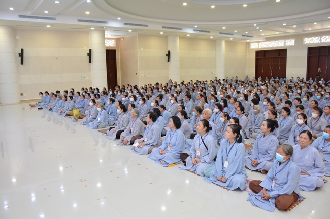 Dharma talk “Reciting Buddha, Reciting Amitabha Buddha” in the 97th Seven-day Retreat