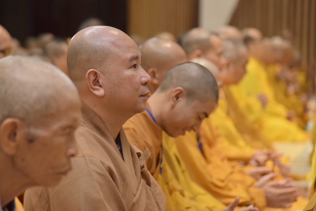 Dharma talk “Reciting Buddha, Reciting Amitabha Buddha” in the 97th Seven-day Retreat