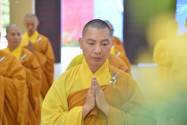 Monks of Hoang Phap Pagoda wishing a long life to the Most Master.
