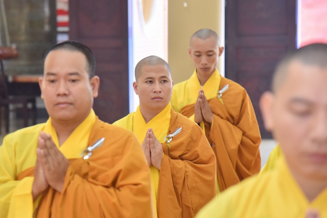 Monks of Hoang Phap Pagoda wishing a long life to the Most Master.