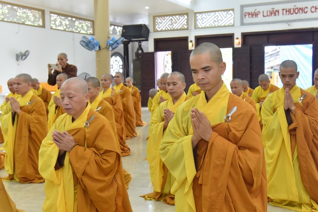 Monks of Hoang Phap Pagoda wishing a long life to the Most Master.