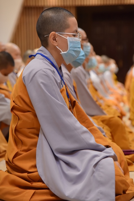 Dharma talk “sharing experiences of practicing” by Most Thich Minh Thong - The 97 th Seven-day Retreat