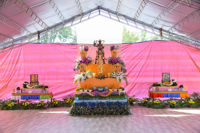 Dharma talk “sharing experiences of practicing” by Most Thich Minh Thong - The 97 th Seven-day Retreat