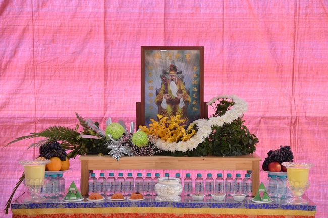 Dharma talk “sharing experiences of practicing” by Most Thich Minh Thong - The 97 th Seven-day Retreat