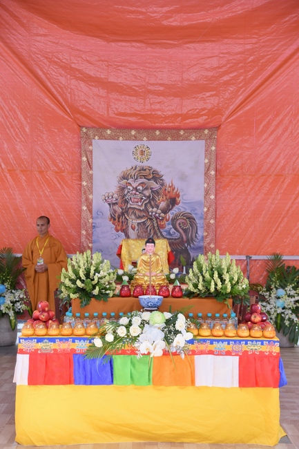Dharma talk “sharing experiences of practicing” by Most Thich Minh Thong - The 97 th Seven-day Retreat