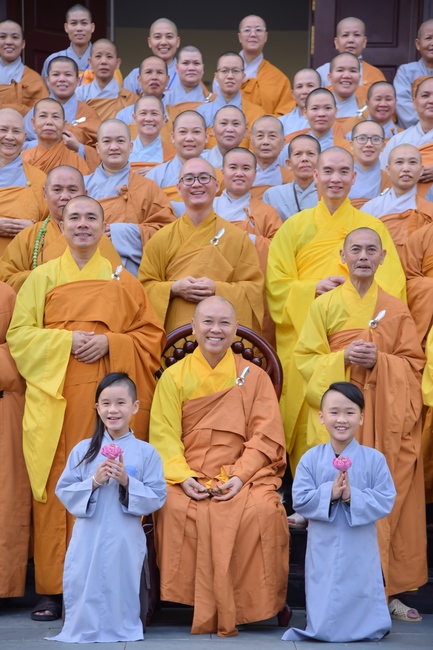 Dharma talk “sharing experiences of practicing” by Most Thich Minh Thong - The 97 th Seven-day Retreat