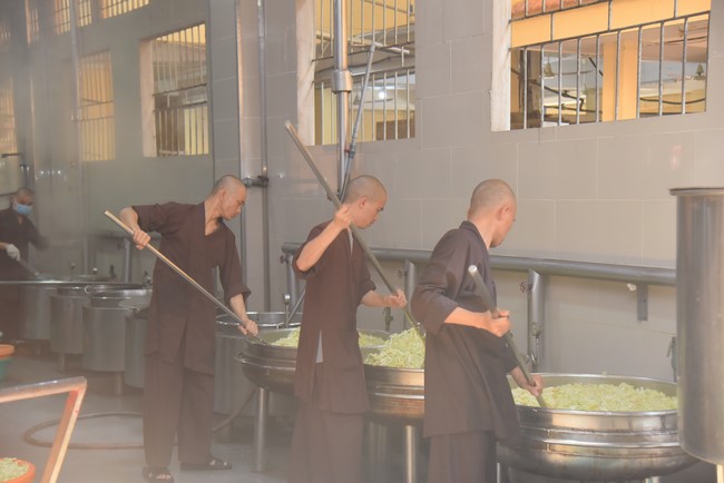 Chương trình Ánh Sáng Phật Pháp kỳ 72