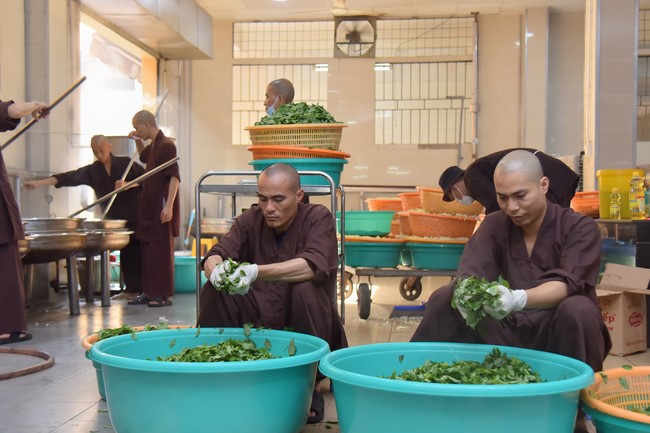 Chương trình Ánh Sáng Phật Pháp kỳ 72