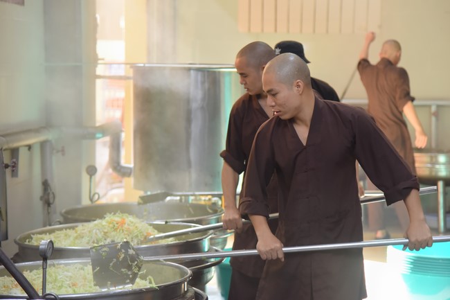 Chương trình Ánh Sáng Phật Pháp kỳ 72