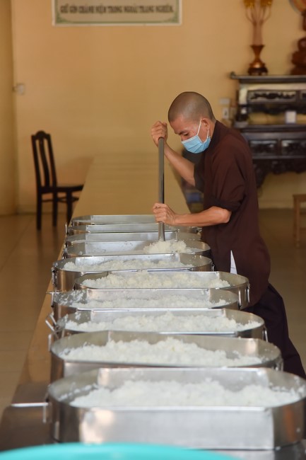 Chương trình Ánh Sáng Phật Pháp kỳ 72