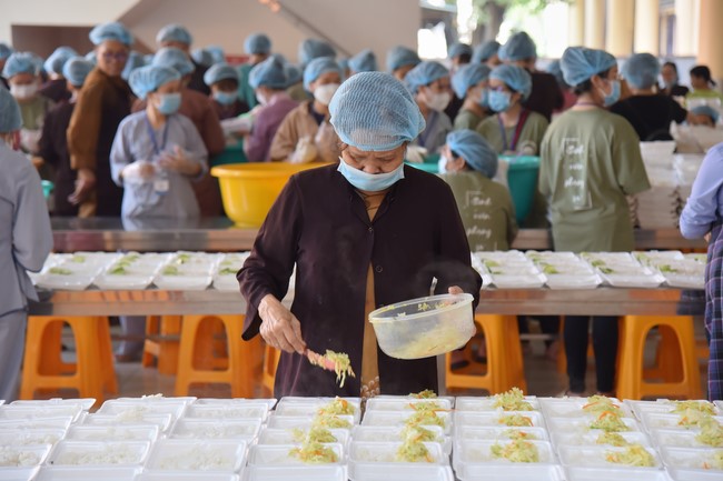 Chương trình Ánh Sáng Phật Pháp kỳ 72