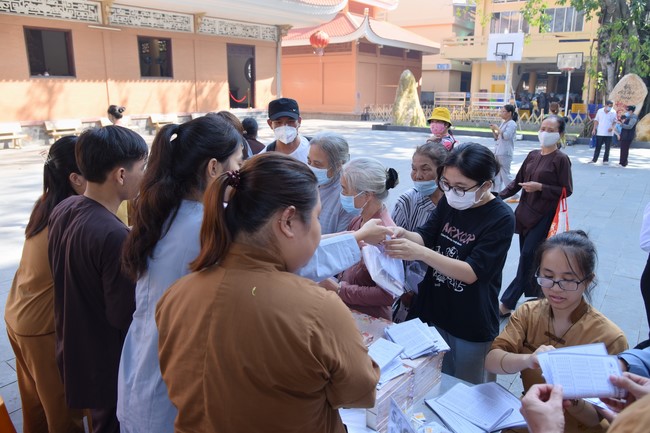 Chương trình Ánh Sáng Phật Pháp kỳ 72