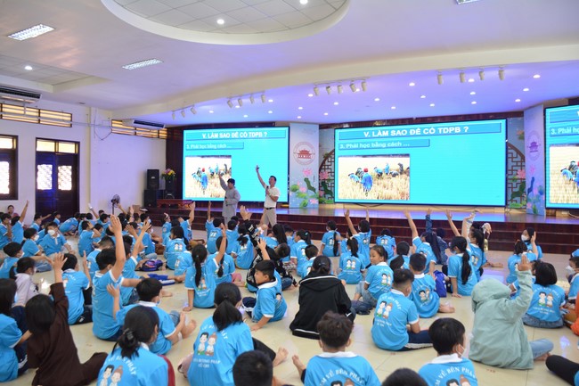 Teenager Retreat - Huong Phap Branch, Cu Chi