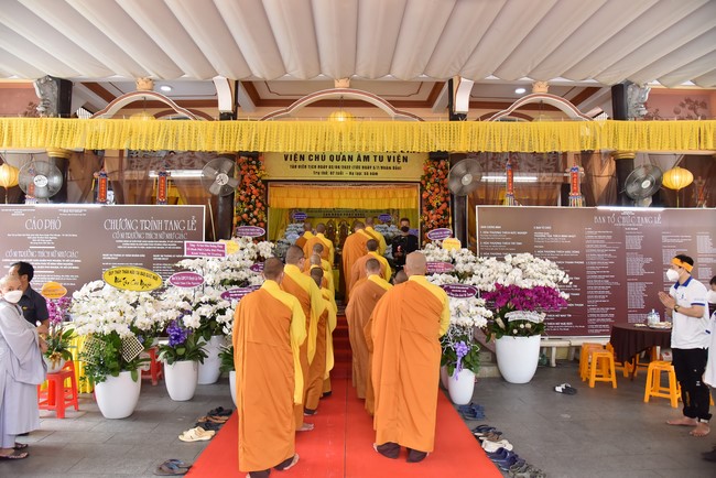 Ritual of visiting and offering homage to the Master of Nuns Thich Nu Nhu Giac