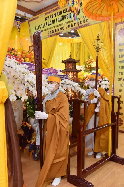 Ritual of visiting and offering homage to the Master of Nuns Thich Nu Nhu Giac