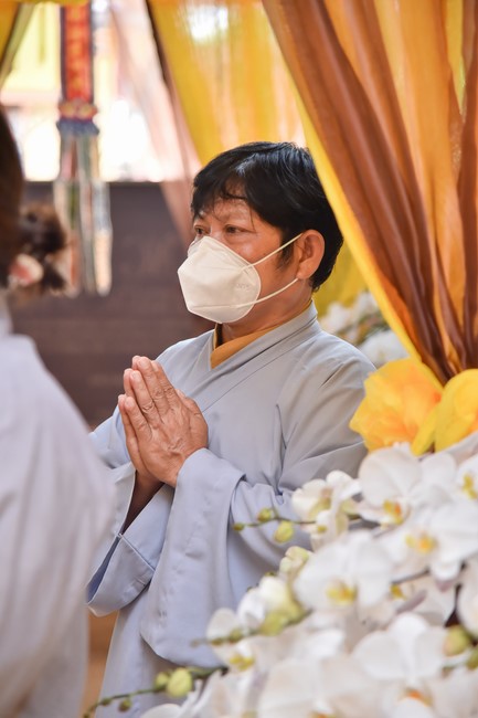 Ritual of visiting and offering homage to the Master of Nuns Thich Nu Nhu Giac