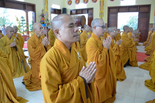 Holding Pravaranà Ceremony of Director Board of Vietnam Buddhist Sangha (DBVBS) in Hoc Mon district