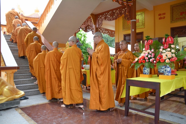Holding Pravaranà Ceremony of Director Board of Vietnam Buddhist Sangha (DBVBS) in Hoc Mon district