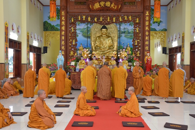 Holding Pravaranà Ceremony of Director Board of Vietnam Buddhist Sangha (DBVBS) in Hoc Mon district