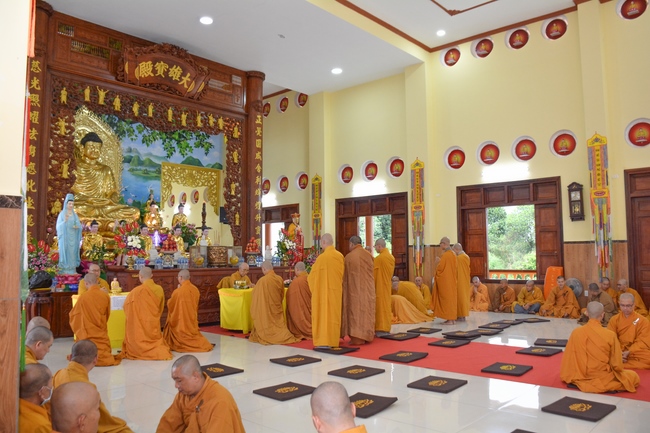 Holding Pravaranà Ceremony of Director Board of Vietnam Buddhist Sangha (DBVBS) in Hoc Mon district